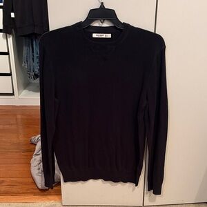 Men’s Old Navy Black Crewneck Sweater – Size L
